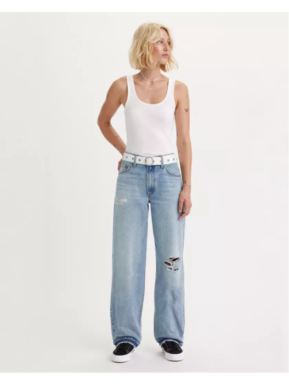 Levi's Baggy Dad Jeans Womens Size 27 Light Wash Distressed Straight Leg